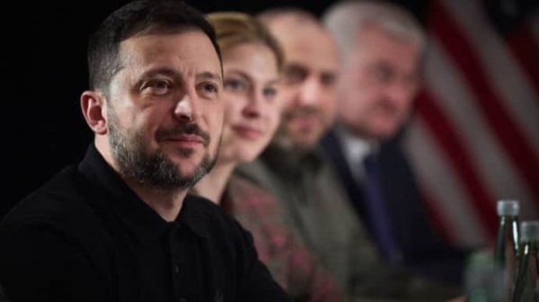 Зеленский заявил, что общался с Трампом по оккупированной ЗАЭС Зеленский заявил, что общался с Трампом по оккупированной ЗАЭС
