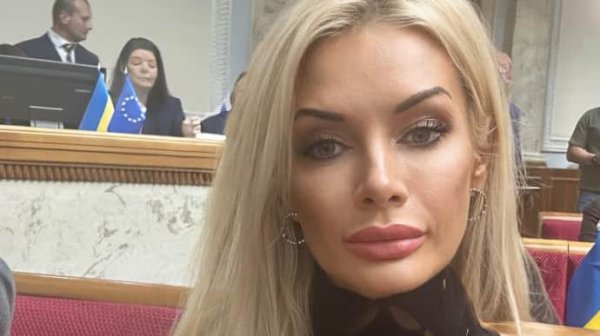 Нардеп-слуга Кормышкина написала заявление о сложении депутатского мандата Нардеп-слуга Кормышкина написала заявление о сложении депутатского мандата