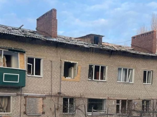 Россияне снова ударили по Константиновке: погибла женщина, три человека ранены Россияне снова ударили по Константиновке: погибла женщина, три человека ранены