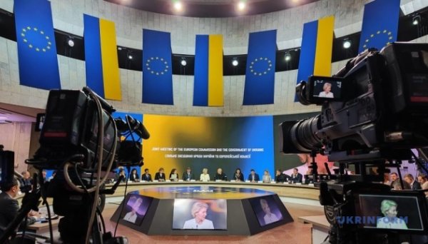 Марченко: Євросоюз вже надав €45 мільярдів бюджетної підтримки - 40% від усієї допомоги Марченко: Євросоюз вже надав €45 мільярдів бюджетної підтримки - 40% від усієї допомоги