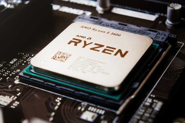 Акции AMD резко падают, поскольку доход от ИИ-чипов разочаровывает инвесторов
Акции AMD резко падают, поскольку доход от ИИ-чипов разочаровывает инвесторов