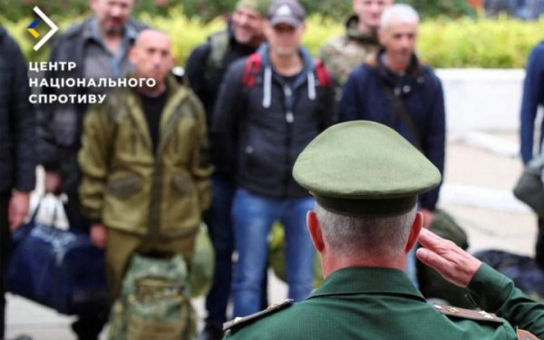 Росіяни планують мобілізувати найманців та мігрантів з Центральної Азії, яких завезли на ТОТ України
Росіяни планують мобілізувати найманців та мігрантів з Центральної Азії, яких завезли на ТОТ України