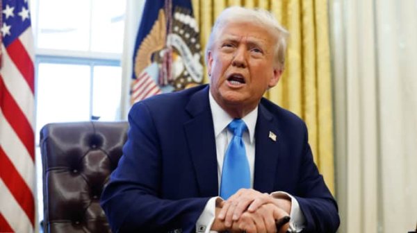 ЕС был создан для того, чтобы ограбить США: Трамп анонсировал 25% пошлины на товары из Европы ЕС был создан для того, чтобы ограбить США: Трамп анонсировал 25% пошлины на товары из Европы
