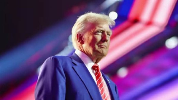 Трамп считает, что статья НАТО о миротворцах в Украине "не понадобится" Трамп считает, что статья НАТО о миротворцах в Украине "не понадобится"