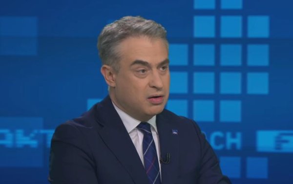У Польщі заявили, що незабаром нададуть Україні ще 5 тисяч Starlink
У Польщі заявили, що незабаром нададуть Україні ще 5 тисяч Starlink