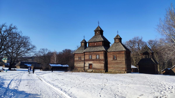 Це варто встигнути побачити: засніжений музей Пирогово у Києві (фоторепортаж, відео) Це варто встигнути побачити: засніжений музей Пирогово у Києві (фоторепортаж, відео)