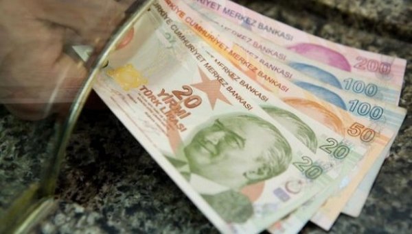 Інфляція у Туреччині торік перевищила 42% Інфляція у Туреччині торік перевищила 42%