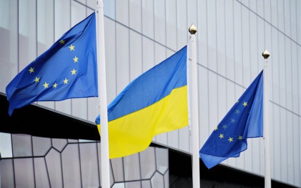 Радіо Свобода: посли країн ЄС обговорять надання Україні "найближчим часом" додаткової військової допомоги на суму 5 млрд євро
Радіо Свобода: посли країн ЄС обговорять надання Україні "найближчим часом" додаткової військової допомоги на суму 5 млрд євро