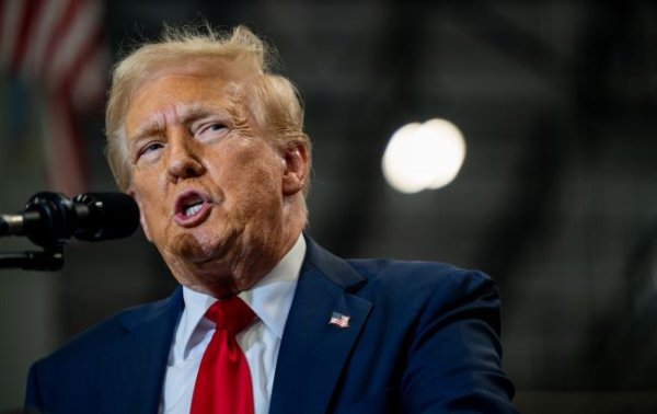 Трамп завищив суму допомоги Україні: скільки реально передали США під час війни
Трамп завищив суму допомоги Україні: скільки реально передали США під час війни