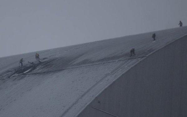 Атака російського дрона по укриттю ЧАЕС: продовжується ліквідація наслідків удару (оновлено)
Атака російського дрона по укриттю ЧАЕС: продовжується ліквідація наслідків удару (оновлено)