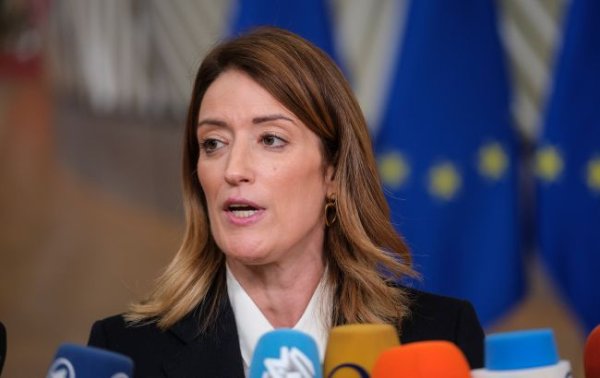 Голова Європарламенту Роберта Метсола: Ніхто не хоче бачити Путіна в Києві
Голова Європарламенту Роберта Метсола: Ніхто не хоче бачити Путіна в Києві