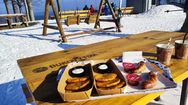 Чи є сніг на Буковиці: гірськолижні курорти Львівщини в умовах теплої зими (фоторепортаж, відео) Чи є сніг на Буковиці: гірськолижні курорти Львівщини в умовах теплої зими (фоторепортаж, відео)