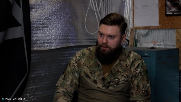 Комбат 3-ї ОШБ Олег Романов: Піхота вгризлася зубами в землю, але наскільки її вистачить?
Комбат 3-ї ОШБ Олег Романов: Піхота вгризлася зубами в землю, але наскільки її вистачить?
