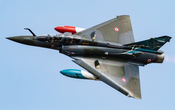 Перші Mirage 2000 вже в Україні: що відомо про літаки, які передала Франція
Перші Mirage 2000 вже в Україні: що відомо про літаки, які передала Франція