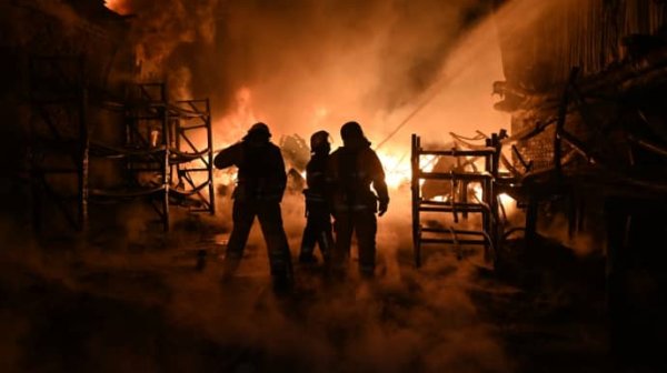 Российские войска обстреляли Запорожье: пострадала женщина, возник пожар – Федоров Российские войска обстреляли Запорожье: пострадала женщина, возник пожар – Федоров