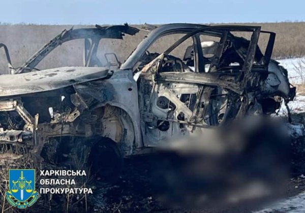 Россияне дроном попали в гражданское авто на Харьковщине, погиб мужчина Россияне дроном попали в гражданское авто на Харьковщине, погиб мужчина