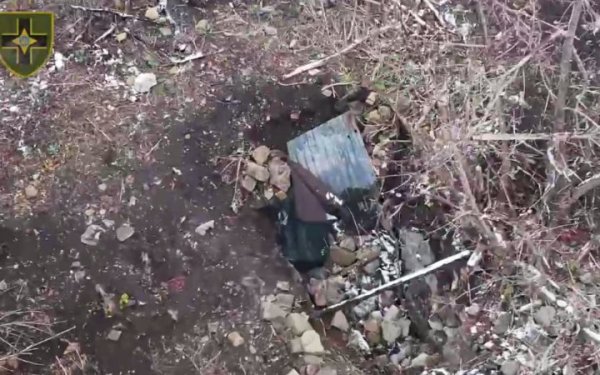Сили оборони на Торецькому напрямку знищили КСП ворога разом із офіцером радіорозвідки
Сили оборони на Торецькому напрямку знищили КСП ворога разом із офіцером радіорозвідки