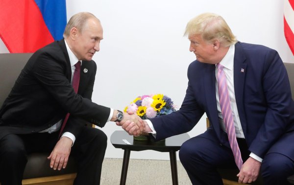 Мир через силу. Як Трамп може змусити Путіна закінчити війну і почати переговори
Мир через силу. Як Трамп може змусити Путіна закінчити війну і почати переговори