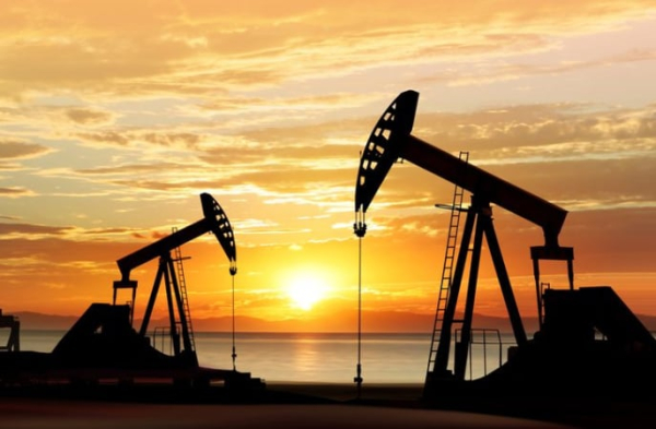 Цены на нефть растут из-за возможных новых тарифов США
Цены на нефть растут из-за возможных новых тарифов США