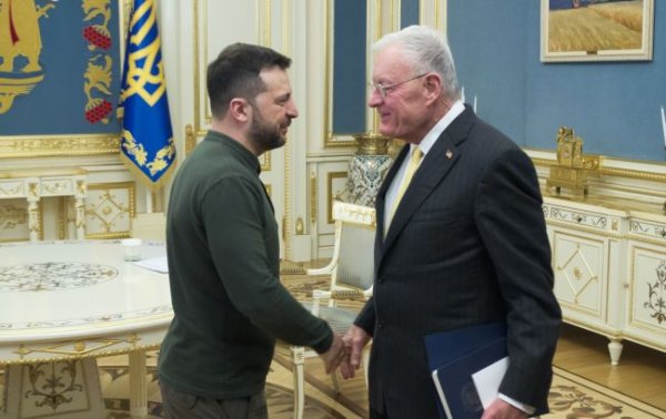 Зеленський про зустріч з Келлогом: ми запропонували найшвидший шлях до угоди з США
Зеленський про зустріч з Келлогом: ми запропонували найшвидший шлях до угоди з США