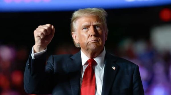 Трамп заявил, что хочет вернуть американские деньги, даже если Украина "когда-то может стать российской" Трамп заявил, что хочет вернуть американские деньги, даже если Украина "когда-то может стать российской"