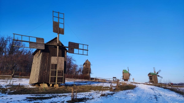 Це варто встигнути побачити: засніжений музей Пирогово у Києві (фоторепортаж, відео) Це варто встигнути побачити: засніжений музей Пирогово у Києві (фоторепортаж, відео)