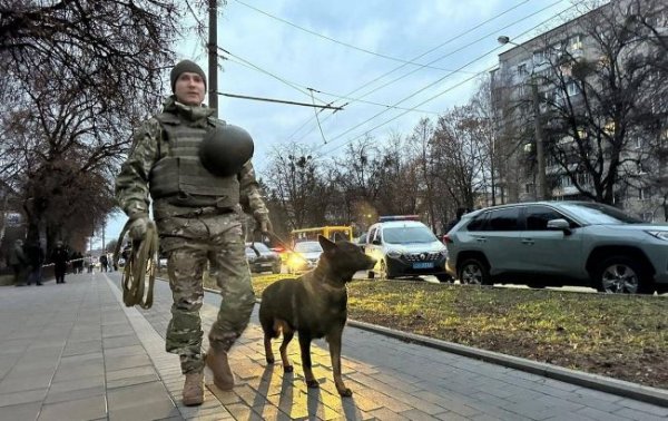 Вибух у Рівненському ТЦК: є загиблий і поранені
Вибух у Рівненському ТЦК: є загиблий і поранені