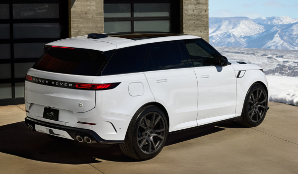 Для підкорювачів лижних трас: Range Rover Sport отримав ексклюзивну версію
Для підкорювачів лижних трас: Range Rover Sport отримав ексклюзивну версію