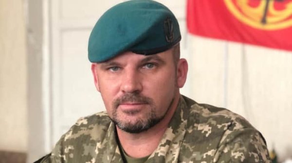 Зеленский поставил задачу Гнатову: Больше боевого опыта в планировании операций Зеленский поставил задачу Гнатову: Больше боевого опыта в планировании операций