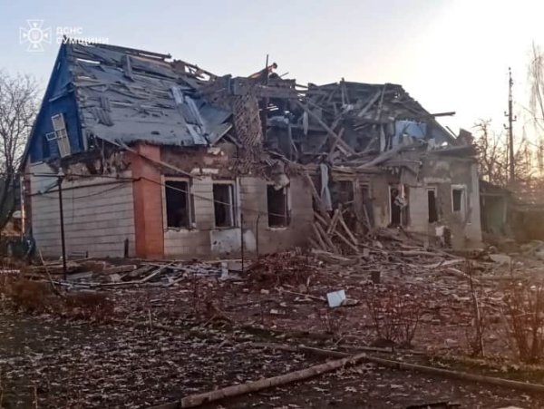 Россияне атаковали КАБами Сумщину: есть погибший и раненый Россияне атаковали КАБами Сумщину: есть погибший и раненый