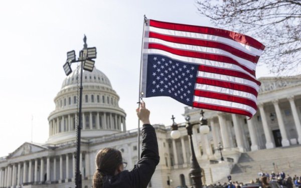Міністр фінансів США заперечив підписання угоди про копалини в найближчі години
Міністр фінансів США заперечив підписання угоди про копалини в найближчі години