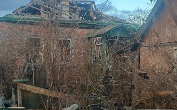 У Слатиному через російський авіаудар постраждала дитина
У Слатиному через російський авіаудар постраждала дитина