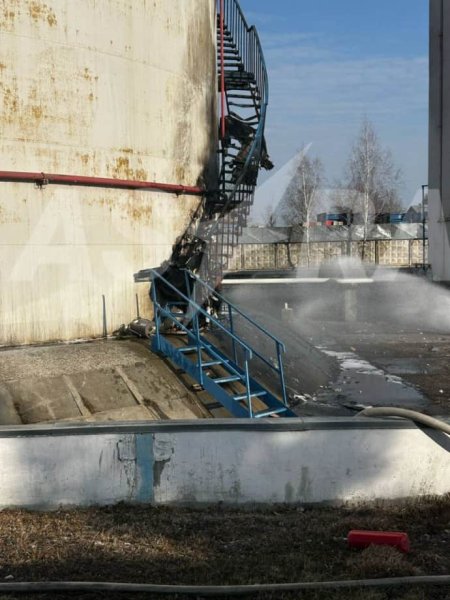 Дроны атаковали нефтебазу в подмосковном Серпухове Дроны атаковали нефтебазу в подмосковном Серпухове