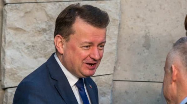 Экс-министру обороны Польши грозит тюрьма за рассекречивание военных планов Экс-министру обороны Польши грозит тюрьма за рассекречивание военных планов
