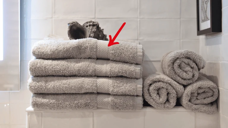 Чому на рушниках смужки