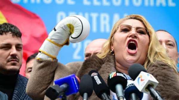Одиозная румынская Шошоаке в письме к Путину посягает на территории Украины Одиозная румынская Шошоаке в письме к Путину посягает на территории Украины