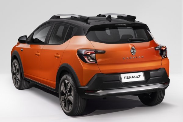 В Україні стартували продажі доступного кросовера Renault Kardian
В Україні стартували продажі доступного кросовера Renault Kardian