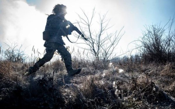 Армія ворога втратила за добу 1300 солдатів
Армія ворога втратила за добу 1300 солдатів
