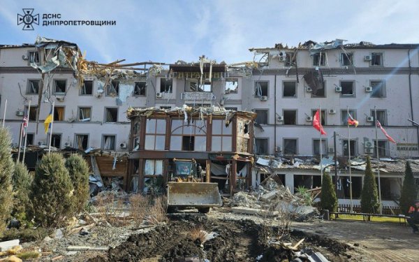 У Кривому Розі зросла кількість жертв після ракетного удару Росії
У Кривому Розі зросла кількість жертв після ракетного удару Росії