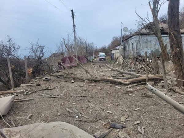 Россияне массированно атаковали Купянск КАБами: ранены три человека Россияне массированно атаковали Купянск КАБами: ранены три человека