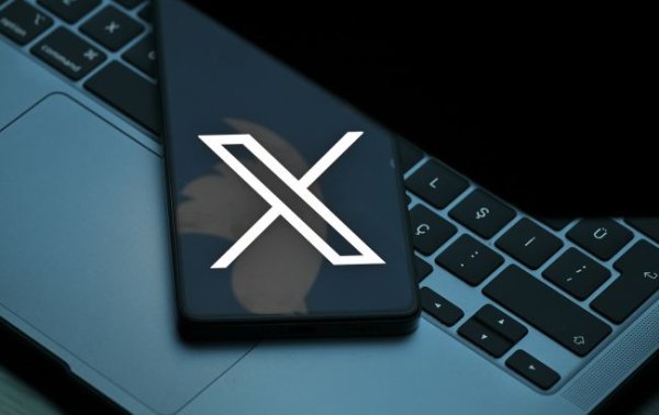 У роботі X стався збій: Маск пише про кібератаку
У роботі X стався збій: Маск пише про кібератаку