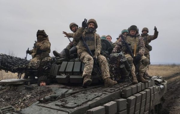 За минулу добу росіяни втратили на фронті 1560 солдатів і понад 40 артсистем, - ЗСУ
За минулу добу росіяни втратили на фронті 1560 солдатів і понад 40 артсистем, - ЗСУ