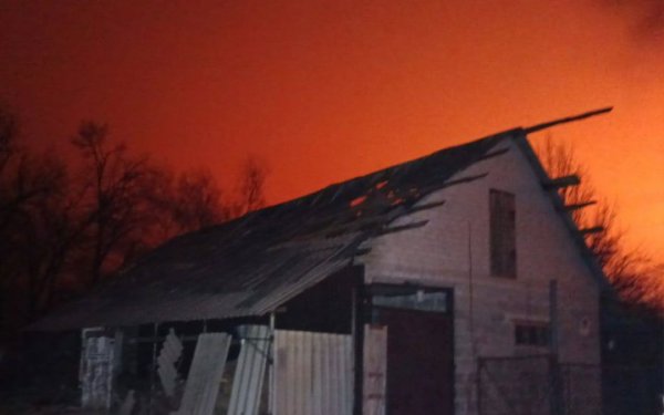Росіяни атакували Дніпро, горить обʼєкт інфраструктури
Росіяни атакували Дніпро, горить обʼєкт інфраструктури
