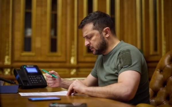 Зеленський підтвердив обмін полоненими у форматі "175 на 175"
Зеленський підтвердив обмін полоненими у форматі "175 на 175"