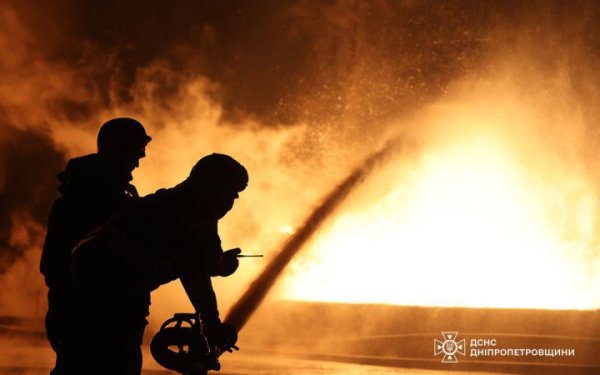 Росія атакувала безпілотниками Дніпро, є загиблі та поранені (оновлено)
Росія атакувала безпілотниками Дніпро, є загиблі та поранені (оновлено)