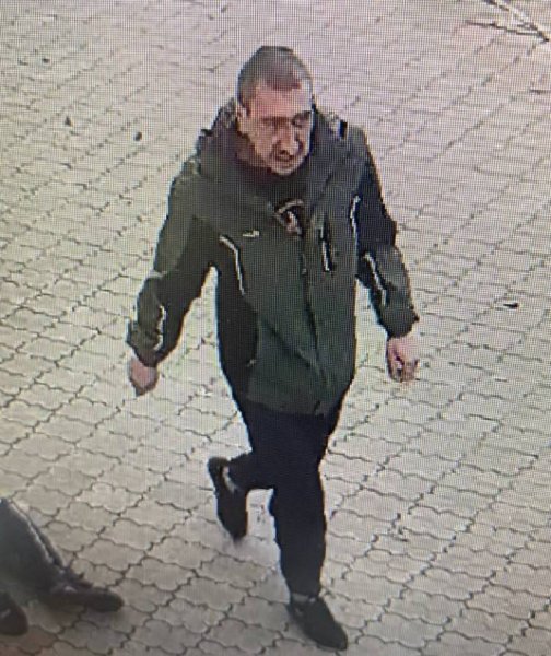 Неизвестные в Кривом Роге напали на местного журналиста и угрожали его семье и редакции Неизвестные в Кривом Роге напали на местного журналиста и угрожали его семье и редакции
