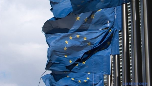 Україна здійснила 13 кроків для отримання від Євросоюзу €3,5 мільярда траншу Україна здійснила 13 кроків для отримання від Євросоюзу €3,5 мільярда траншу