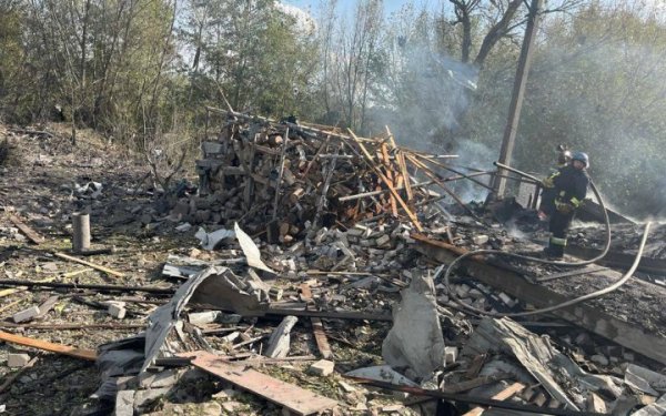 Росіяни обстріляли Куп’янщину, є поранені і зруйновано будинок
Росіяни обстріляли Куп’янщину, є поранені і зруйновано будинок