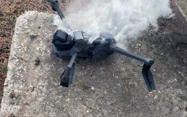 На Херсонщині росіяни атакували дроном автівку, загинула жінка
На Херсонщині росіяни атакували дроном автівку, загинула жінка