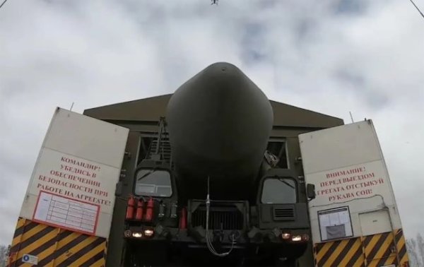 Розвідка США допускає, що Путін може застосувати ядерну зброю: що про це відомо
Розвідка США допускає, що Путін може застосувати ядерну зброю: що про це відомо